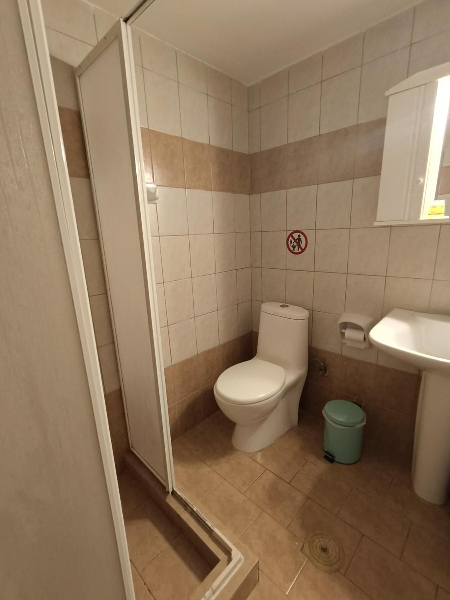 Cozy Apartment In The Center Of Aighion Achaia - Ground Floor - Ισόγειο Στουντιο Aigio Exterior photo